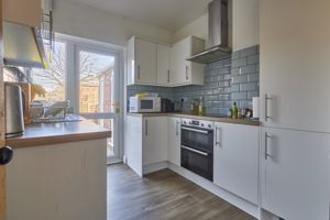 Kitchen- click for photo gallery
